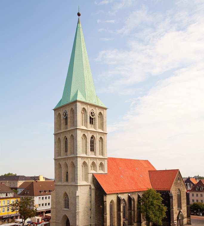 Marktplatz und Pauluskirche