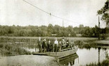 Das Bild zeigt eine Lippefähre in Hamm Anfang des 20. Jahrhunderts