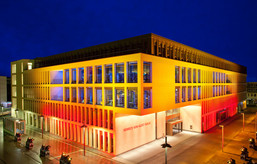 Das Heinrich-von-Kleist-Forum, das neue kulturelle Bildungszentrum am Hauptbahnhof (Zentralbibliothek, VHS & Fachhochschule)