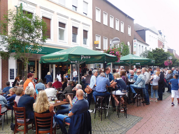 Außengastronomie von Hardy's Restaurant & Kneipenkultur