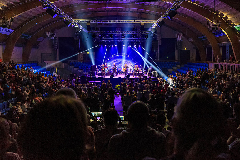 Auftritt der Gruppe ''Die H&ouml;hner'' in den Zentralhallen