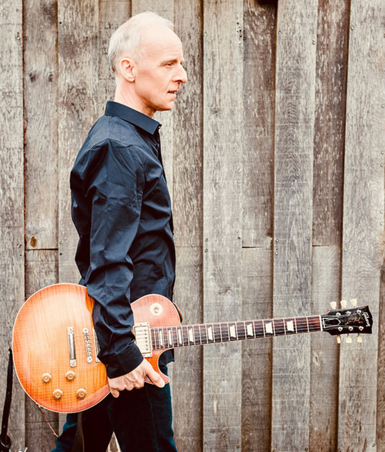 Songwriter und Gitarrist Markus Tobisch