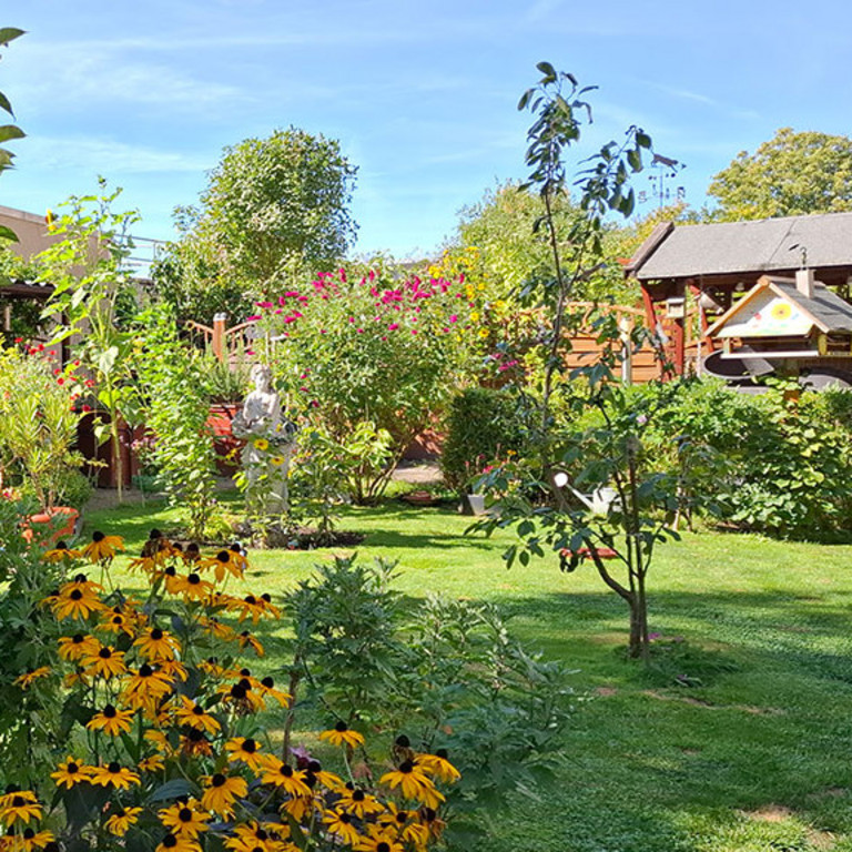 ein Garten der offenen Gartenpforte