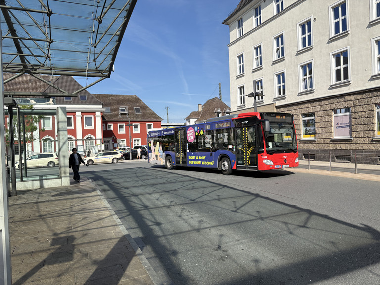 Bus der VKU am Hauptbahnhof Hamm