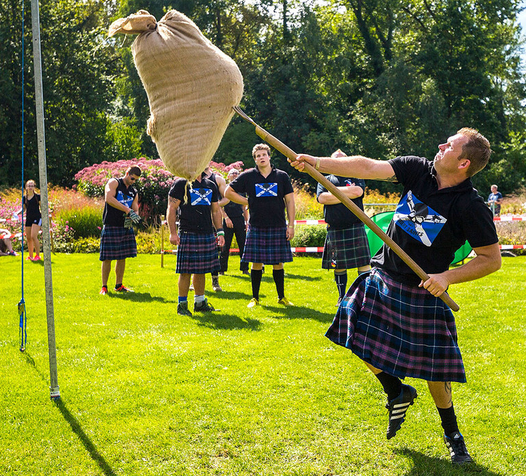 Weitwurf bei den Highlandgames