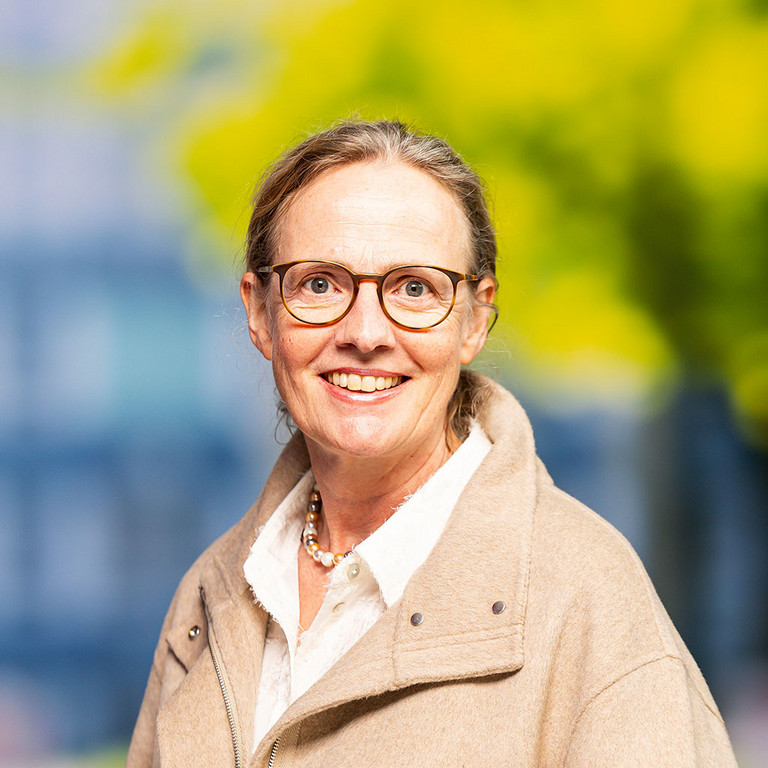 Portrait Agnes K&uuml;pper, Vorstand der Elternschule Hamm e. V.