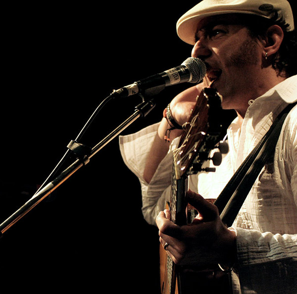Der Künstler Luca Artioli 