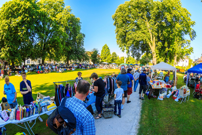 Flohmarkt im Südring Flohmarkt im Südring