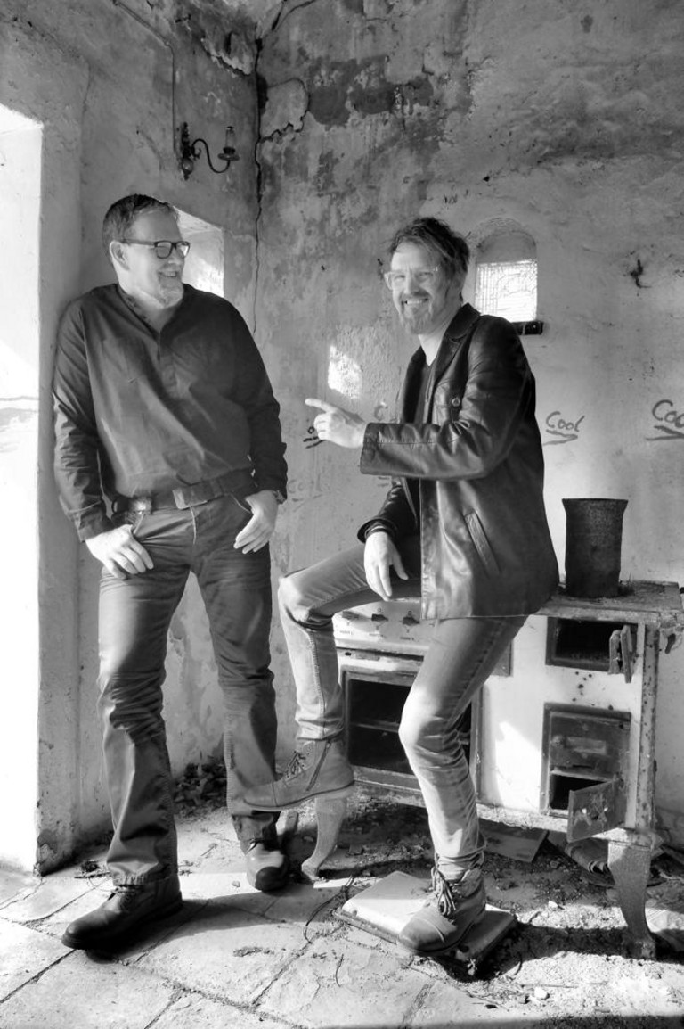 britisch/deutsches Acoustic Folk Rock Duo The Kogs