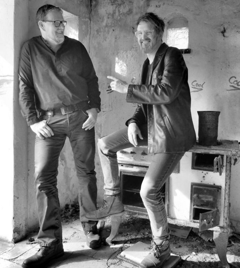 britisch/deutsches Acoustic Folk Rock Duo The Kogs