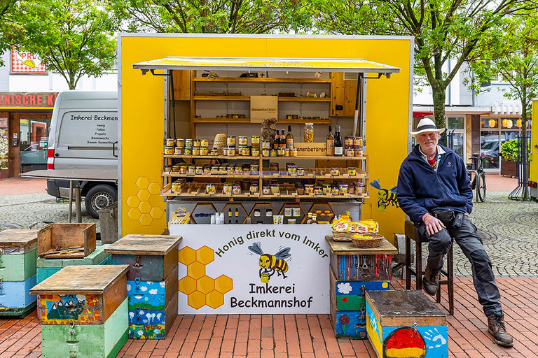Imkerei Beckmannshof (Mr. Bien) auf dem Wochenmarkt