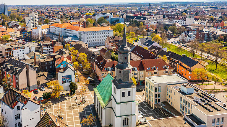 Martin-Luther-Viertel mit Lutherkirche aus der Luft