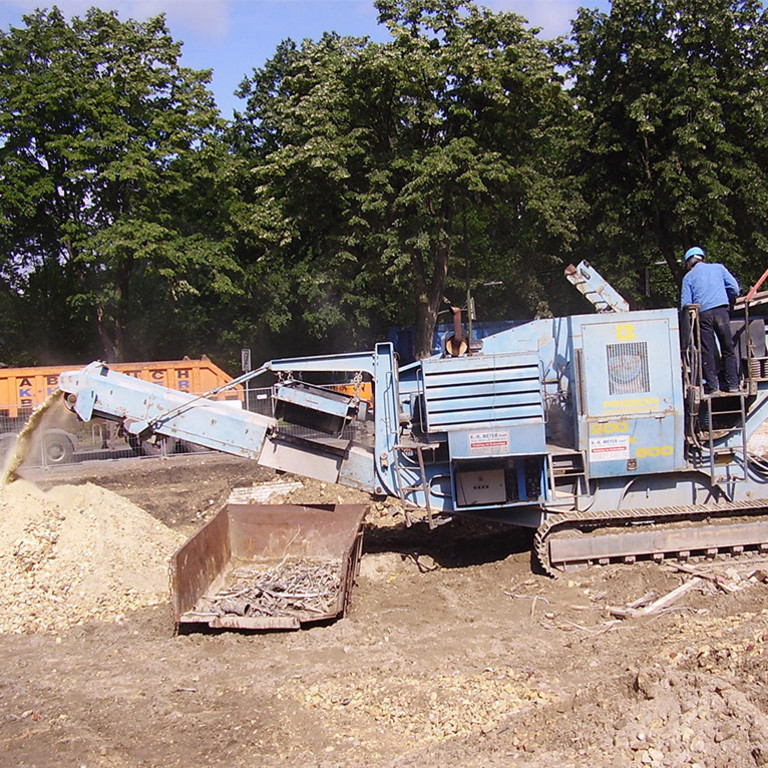 Mobile Bauschuttbrechanlage
