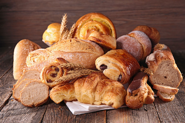 verschiedene Backwaren und Brotsorten