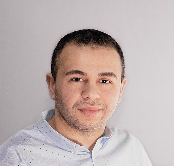 Auszubildender im Beruf Kaufmann für Büromanagement, Tarek Al Raee