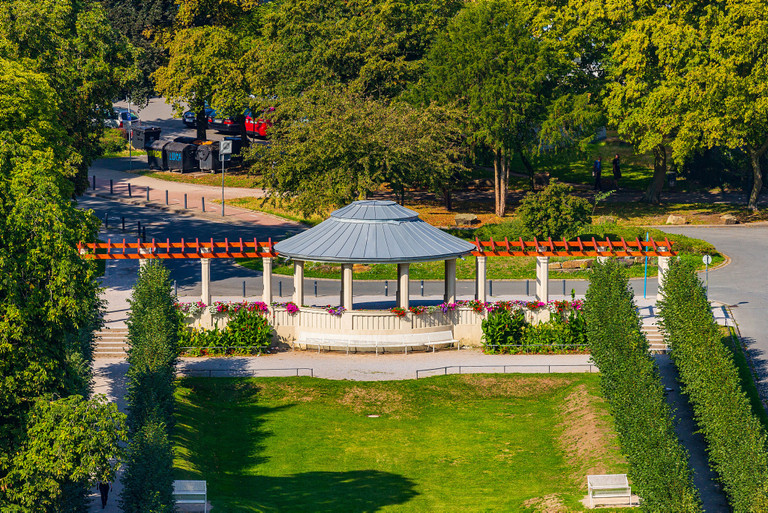 Pavillon im Ostring vom Dach des Oberlandesgerichtes