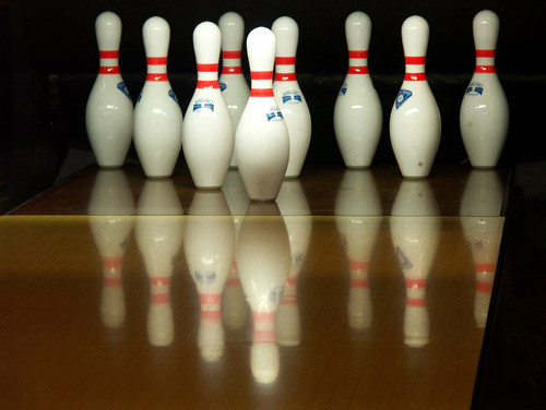 Kegel auf der Bowlingbahn