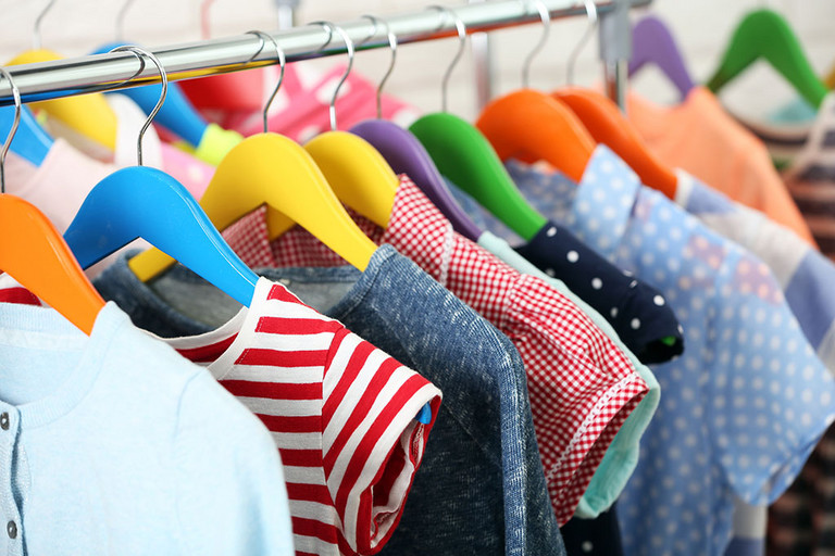 Kinderkleidung auf Kleiderb&uuml;geln