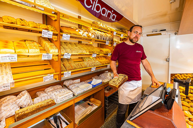 Biovollkornb&auml;ckerei cibaria GmbH auf dem Wochenmarkt an der Pauluskirche