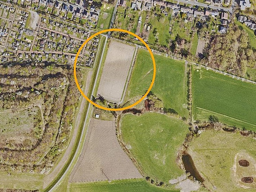 Das Bild zeigt den voraussichtlichen Standort des Archäologischen Infopunktes in der Kornmersch im Hammer Norden