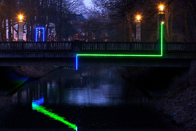 Br&uuml;cken + Licht gr&uuml;n-blauer M&auml;ander Kurparkbr&uuml;cke