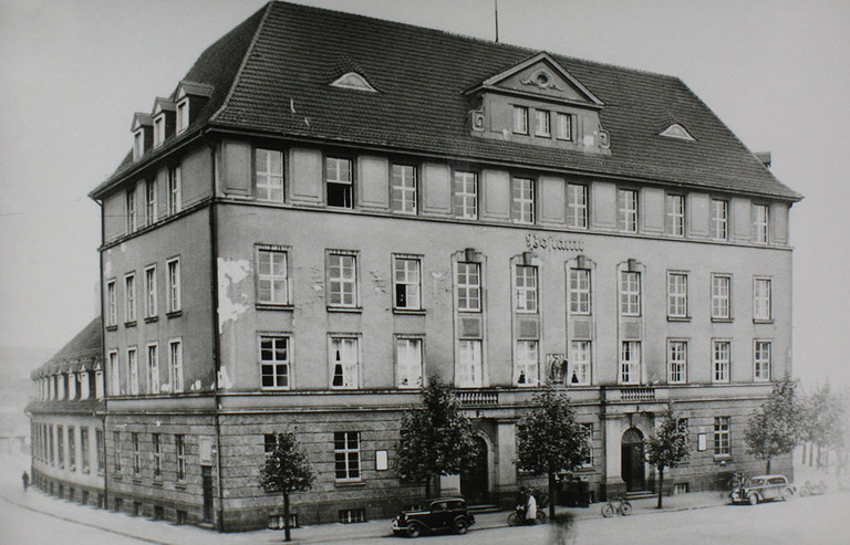 Ansicht des Hauptpostamtes am Bahnhof, um 1930