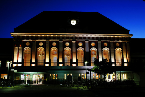 Bahnhof-014 Der Bahnhof bei Nacht