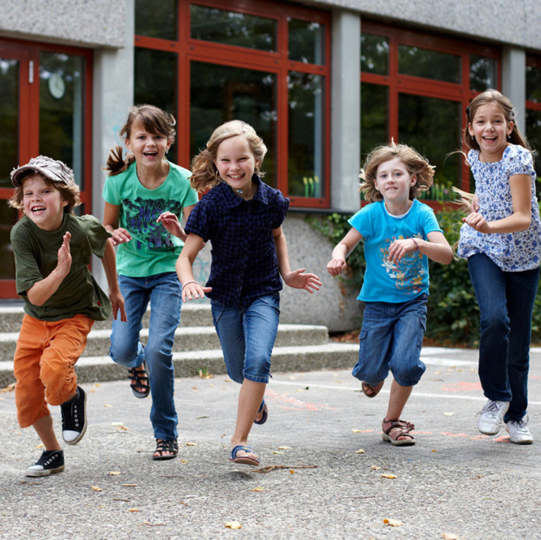 Laufende Kinder