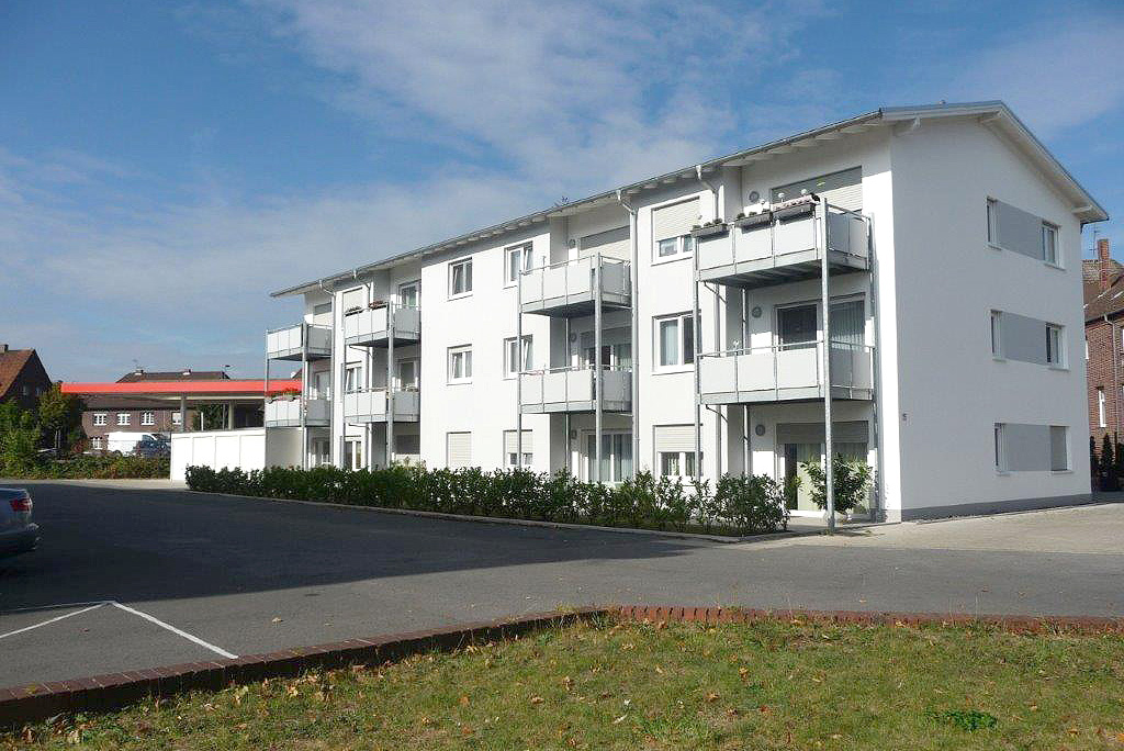 Außenansicht der Seniorenwohnanlage Kleine Amtsstraße 15 Außenansicht der Seniorenwohnanlage Kleine Amtsstraße 15