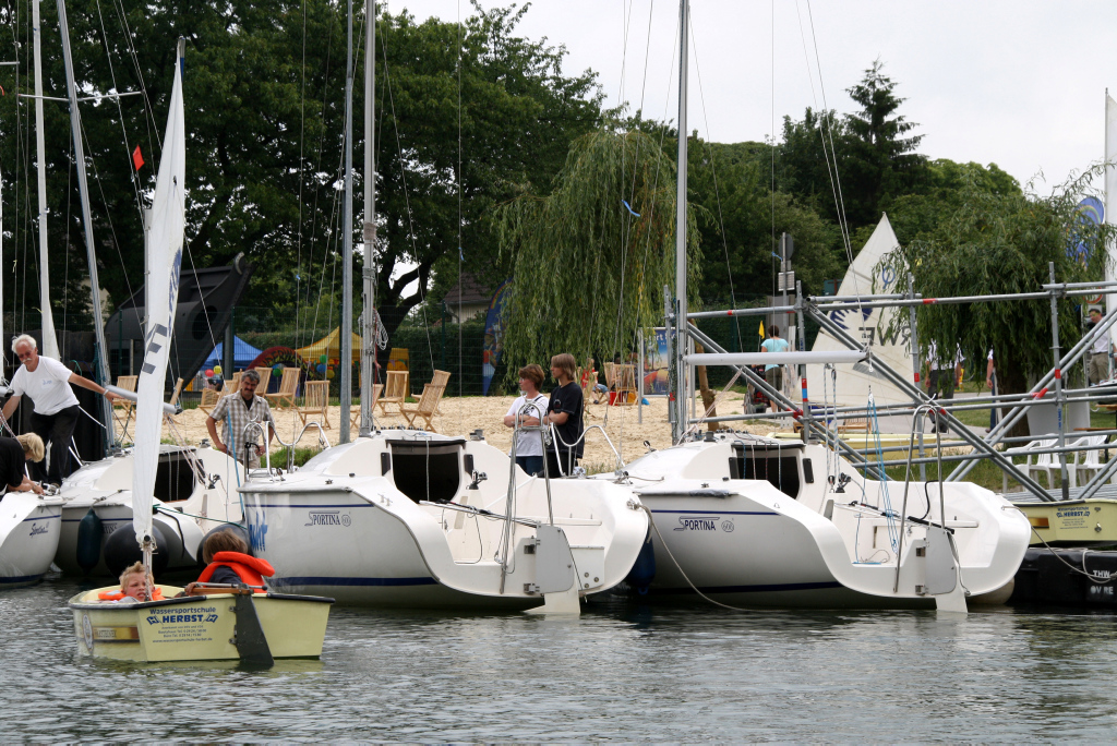 Segelboote am Sportbootanleger