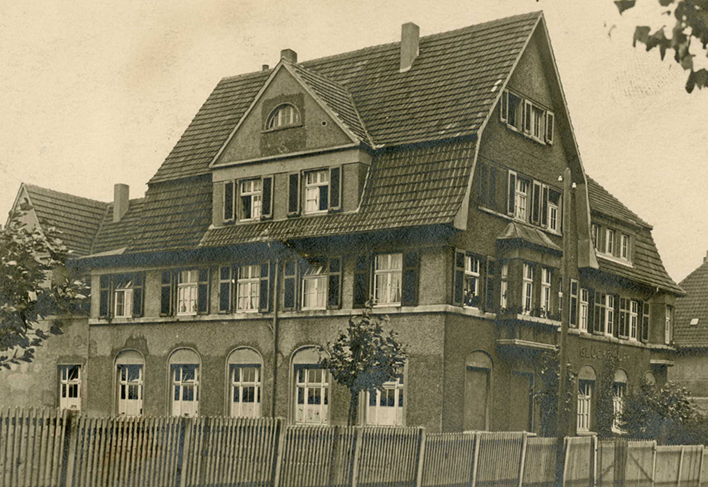 Blick von Westen auf die „Bockelwegschule“, 1920er-Jahre