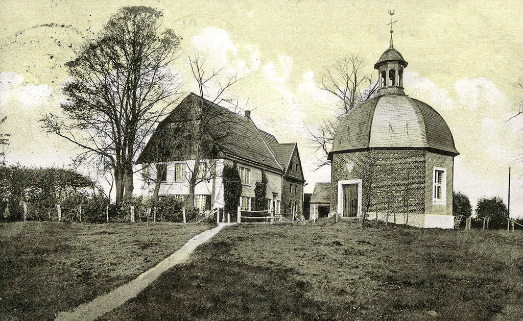 Das Rote Läppchen mir der St.-Annen-Kapelle um 1914