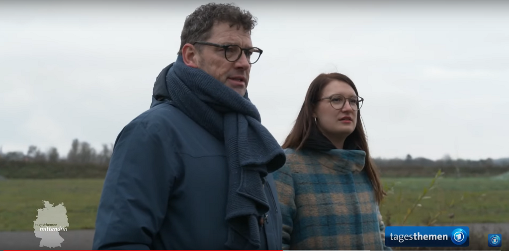 Das Bild zeigt die Klimafolgenanpassungsmanagerin und den Klimaschutzbeauftragten der Stadt Hamm