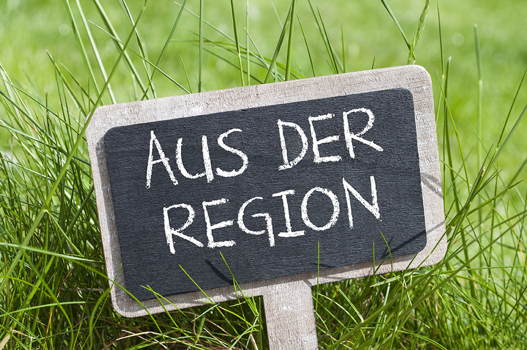 Tafel mit Aufschrift ''aus der Region''