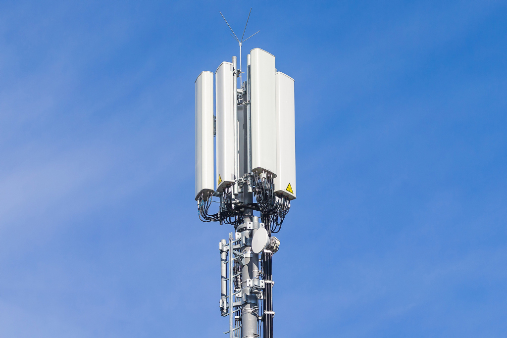 Das Bild zeigt einen Mobilfunkmast in Hamm.