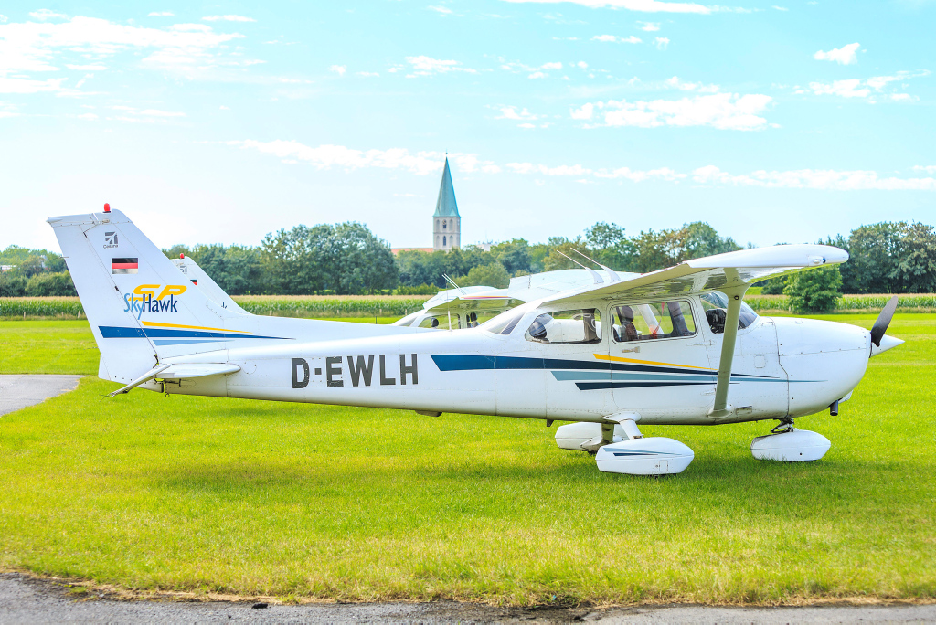 Cessna am Flugplatz Hamm